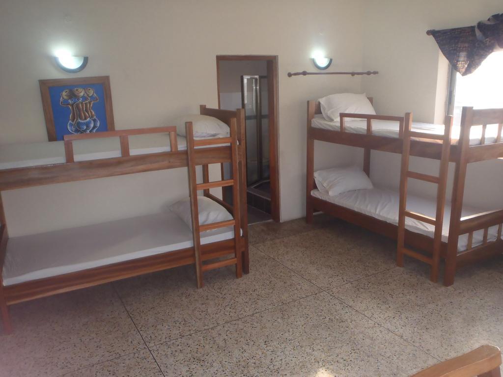 The Sleepy Hippo Hotel Akkra Exterior foto